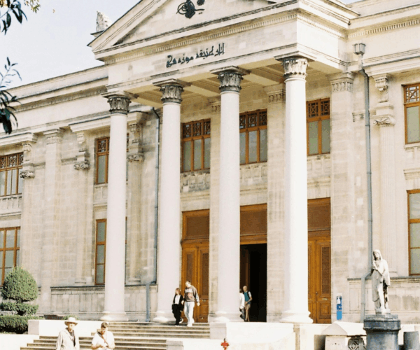 Rana Demiriz ile Arkeoloji Müzesi – Kahvaltı Dahil